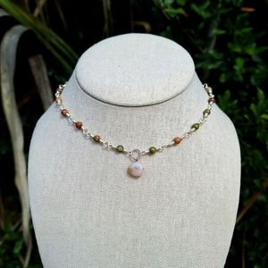 Elegant Beaded Necklace with Pendant